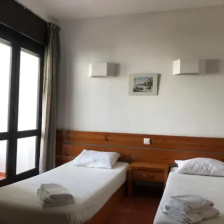 Comfortable At Lägenhet *